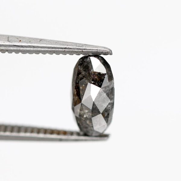 1.07 Ct Natural Salt and Pepper Oval Shape Diamond - Image 4