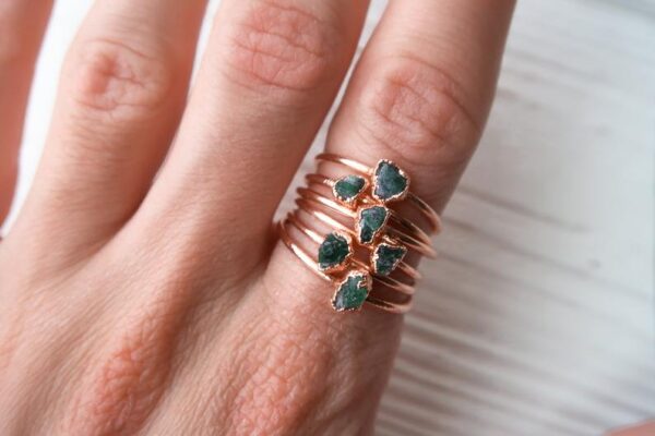 Rough Emerald Engagement Ring - Image 6