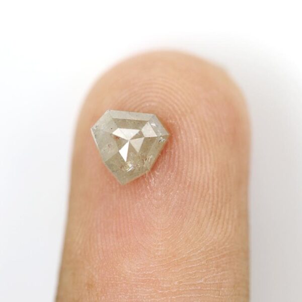 0.92 Ct Natural Salt and Pepper Shield shape Diamond - Image 6