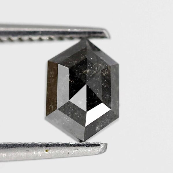 1.00 Ct Natural Salt and Pepper elongated shape Diamond - Image 2