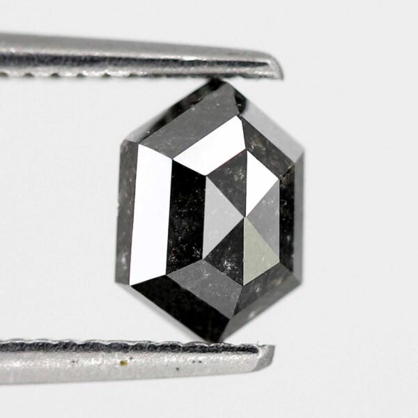 1.00 Ct Natural Salt and Pepper elongated shape Diamond - Image 4