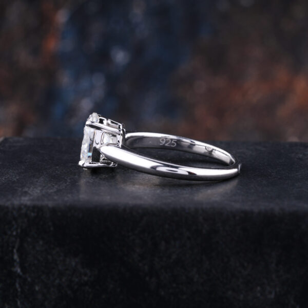 1 Carat Oval Cut Moissanite Engagement Ring - Image 4