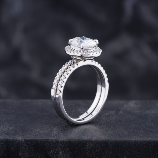 Oval Cut Moissanite Ring, Halo Bridal Set Ring in Gold - Image 4