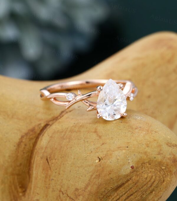 Pear Cut Moissanite Twig Engagement Ring in solid Gold - Image 6