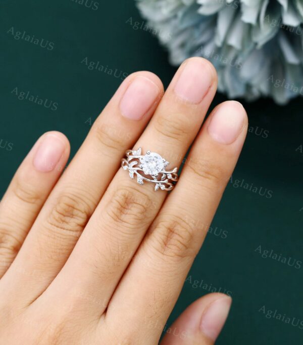1 CT Round Cut Dainty Moissanite Branch Engagement Ring - Image 4